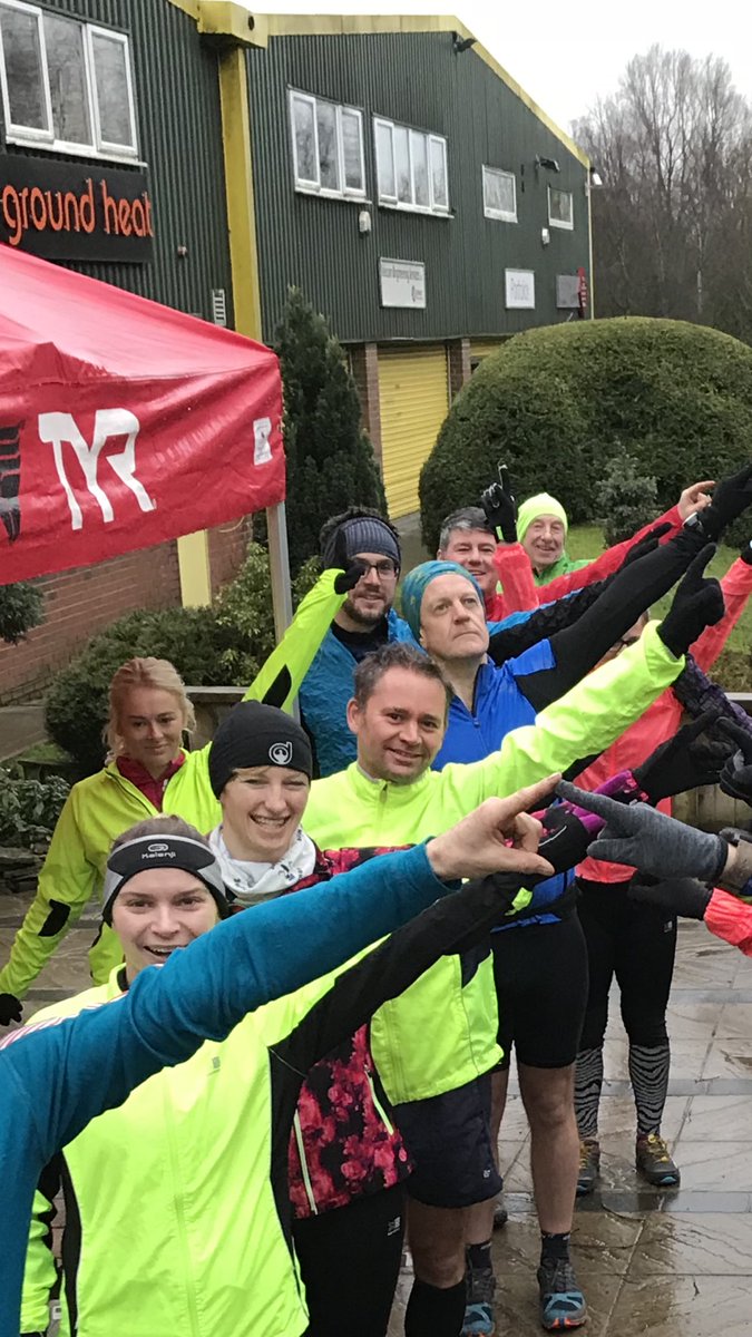 eviltammo's tweet photo. @EnduranceCoach @NaomiKeira You can just spot @LaraSmith88... look hard.... #inchhigh https://t.co/a6Bb1XhV5c