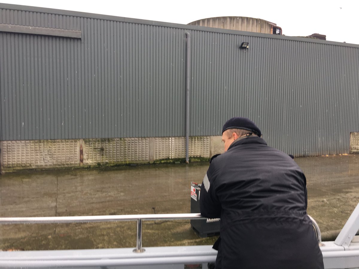 Good Morning of index berthing during @LiverpoolURNU sea weekend. Getting the students used to the lines and the XO &amp; MEO to practice just encase something happens to the CO.