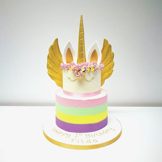 Unicorn Cake With Meringue Wings (By Veronica Arthur With Love &  Confection) - CakeCentral.com