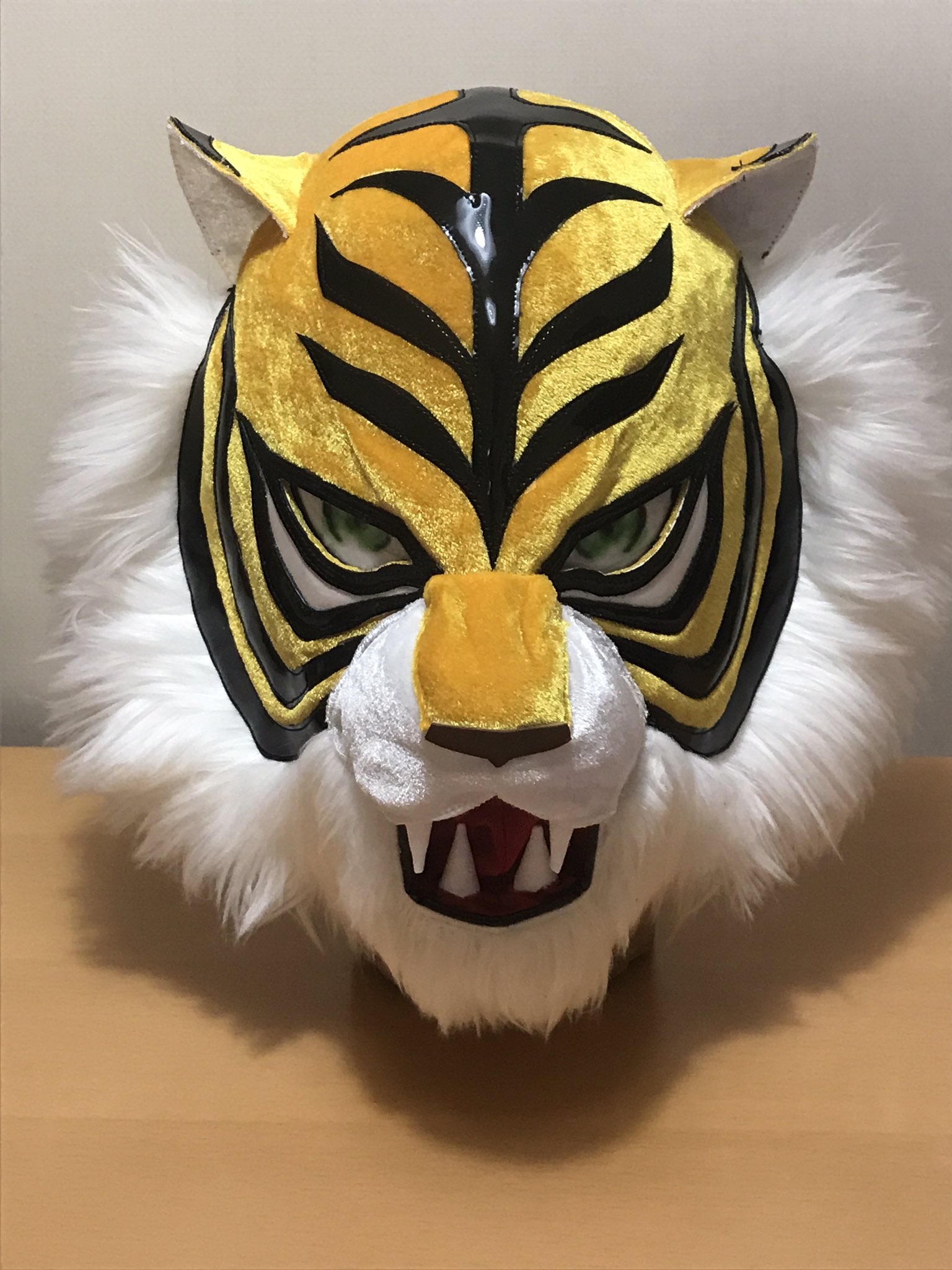 タイガーマスクW マスク - スポーツ タイガーマスクW マスク - スポーツ