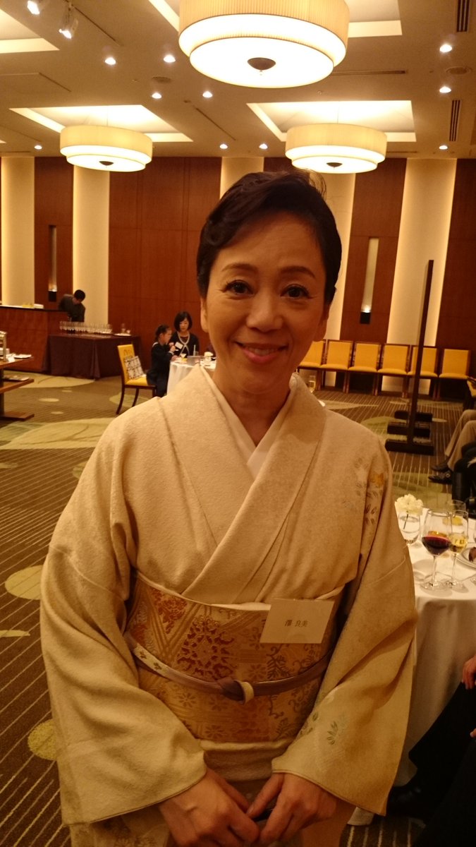 岩崎良美 On Twitter 日本スポーツカー クラブ Sccj の新年会でした