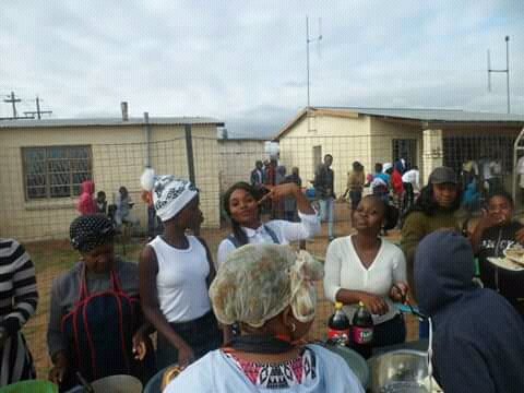 TimothyMootaneF's tweet photo. #15December2017
#it_takes_a_community_to_raise_a_child
#christmas_lunch_for_orphans_and_children_from_disadvantage_homes
#Makotopong
#TimothyMootaneFoundatiom
#TMFinaction https://t.co/ChfaZlosX7