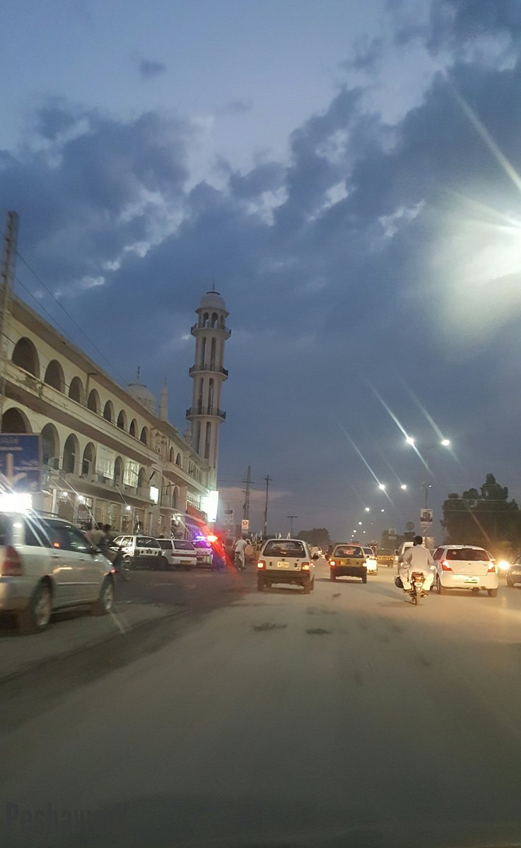 PeshawarX's tweet image. Spin Jumat - University Road Peshawar
#SpinJumat #SpinJumatUniversityRoadPeshawar #Peshawar #Pathan #Pashtun