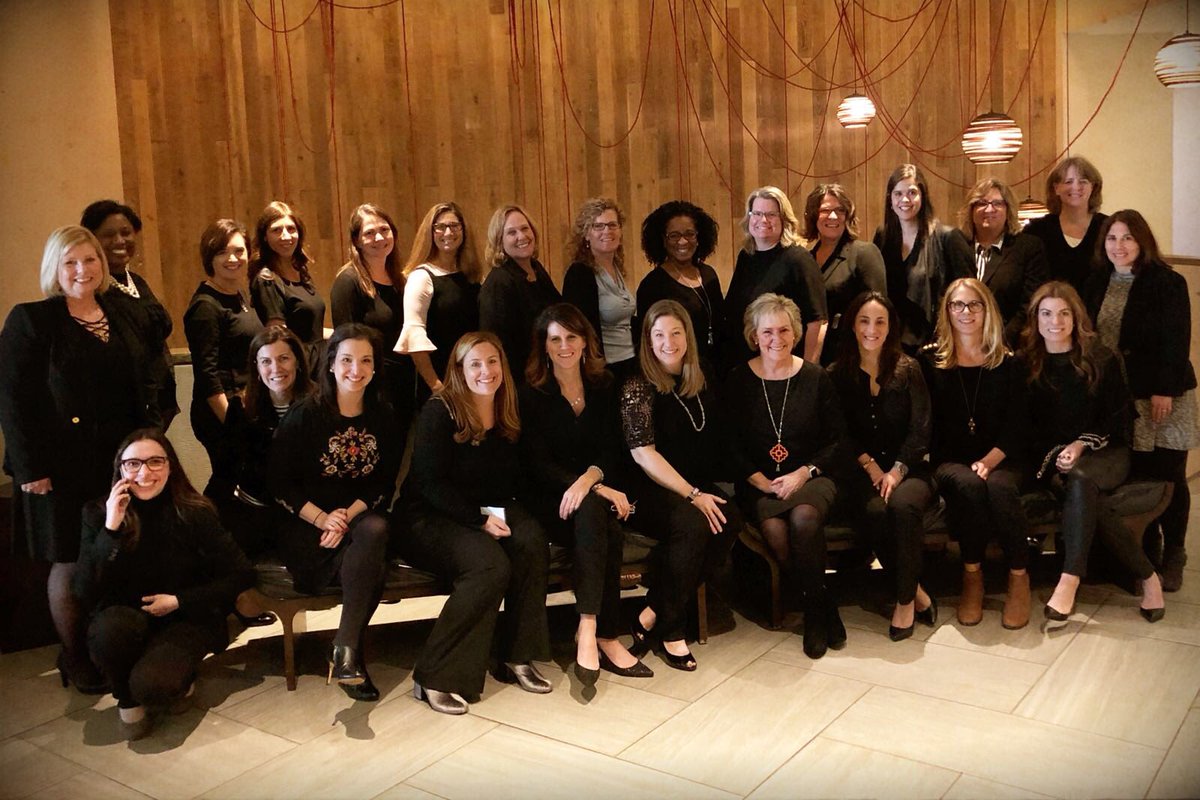 j9heck's tweet photo. Black out at our @WICT Betsy Magness class 36 session earlier this week #timesup #BMLI36 #womenincable #supportwomen https://t.co/uIE6J6obdN