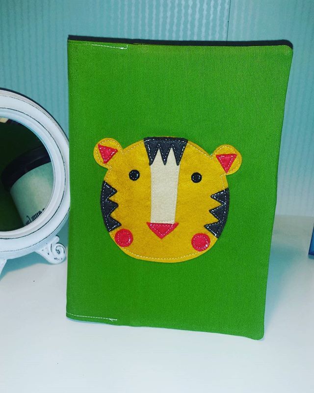 bosquesdbroxes's tweet image. Portadocumentos de bebé  #amordemadre #bebes #portadocumentosbebe #handmadebaby #hechoconcariño #handmade #bosquesdbroxes #bcn