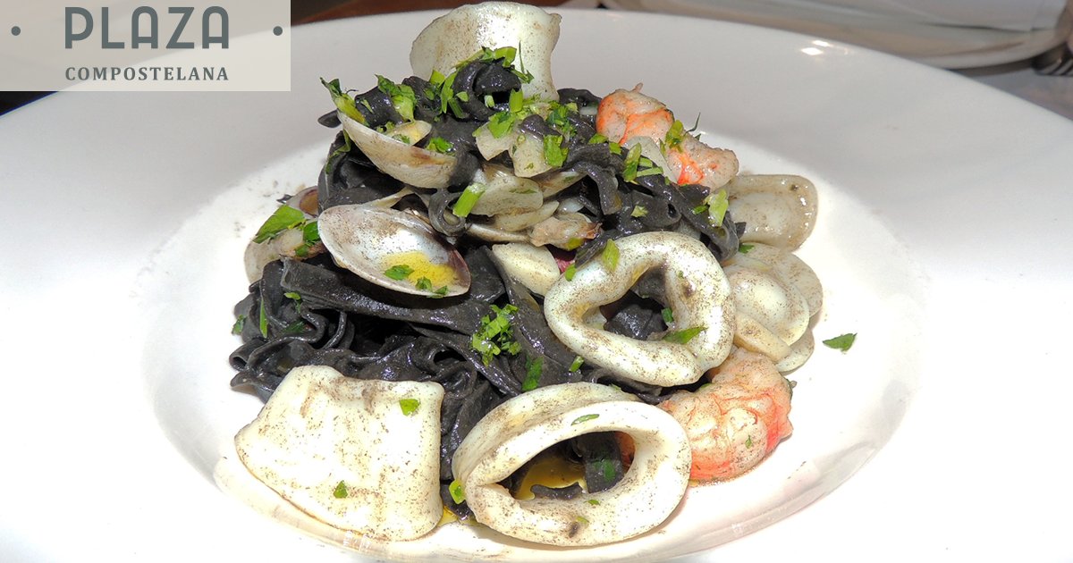 grcompostelana's tweet photo. Esta semana nuestro Chef Javier Gomez Martin os propone una selección de platos deliciosos y con toques internacionales. Consulta las Sugerencias en nuestra web y reserva tu mesa online >> https://t.co/ORBbpYbTlh
 #restaurante #plazadelcharco #puertodelacruz https://t.co/EOYCWFrHCj