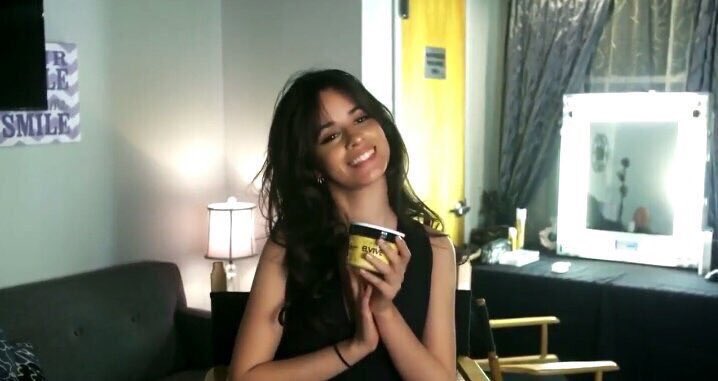 CamiIaVoteStats's tweet photo. Goal: 300 RTs and 300 replies 

#CamilaCabello #BestSoloBreakout #iHeartAwards https://t.co/ejVXzPdik8