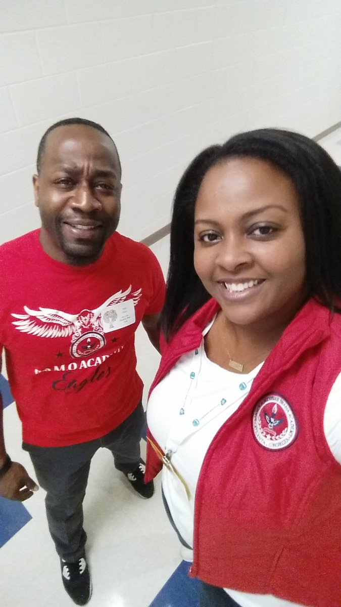 apsBAMOAcademy's tweet photo. We ready for #HRRB2018 @apsupdate #apsmedia @robinsview @Inbrownsbag #letsgo #eaglepride https://t.co/t8JP51gYxm