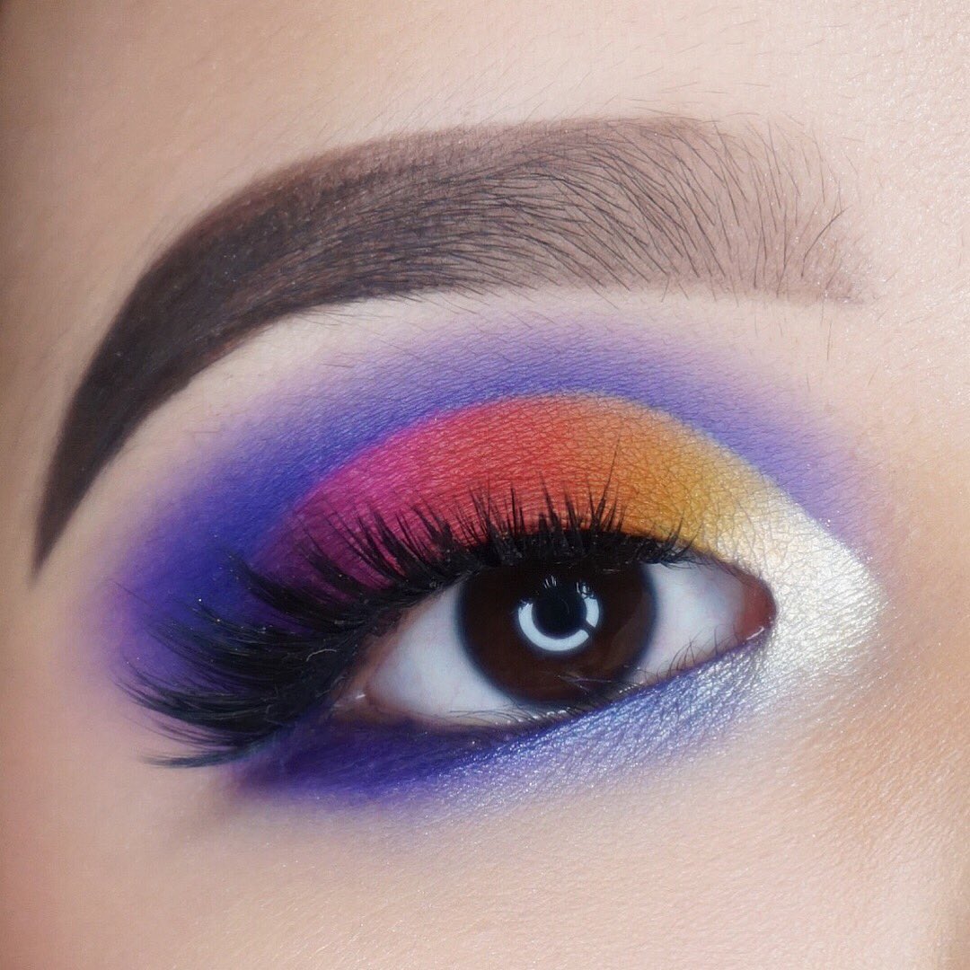 beautybysofiewa's tweet photo. 🔸 #Sunsetlook using my favourite #morphebrushes palette - the #35bpalette 🔸

@MorpheBrushes #35bpalette and #9Npalette
@lagirlusa #procoveragefoundation
@FelineLashes #persianlashes
@InglotUsa #mattelippaint
@ABHcosmetics @norvina1 #dipbrowpomade #clearbrowgel https://t.co/ObyBXOKyWX