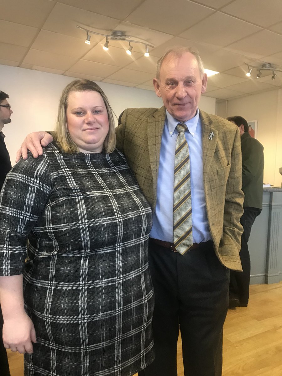 xemma79x's tweet image. Me and Denis smith #classmanager @Wrexham_AFC