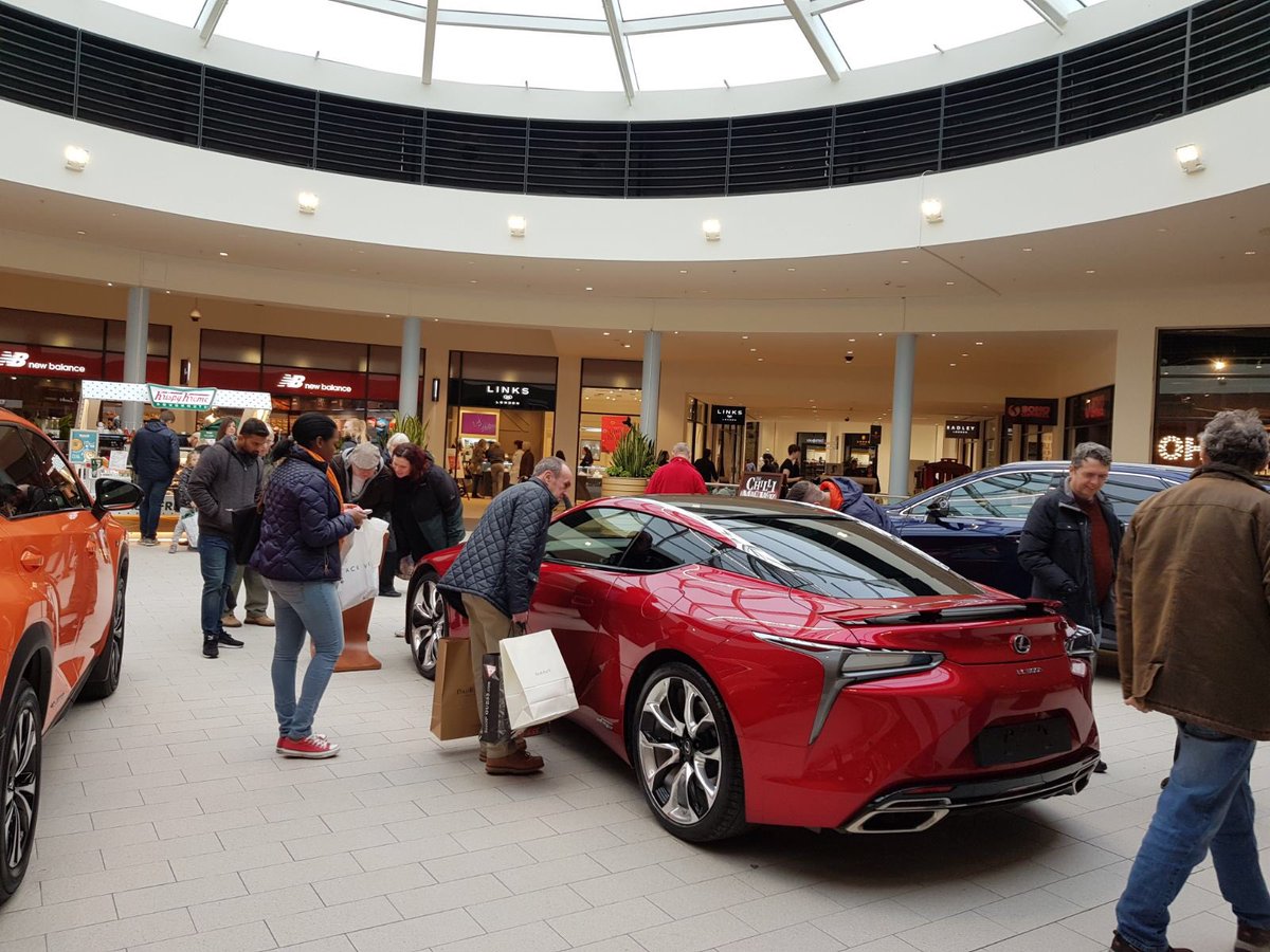 Lexus Swindon tweet media