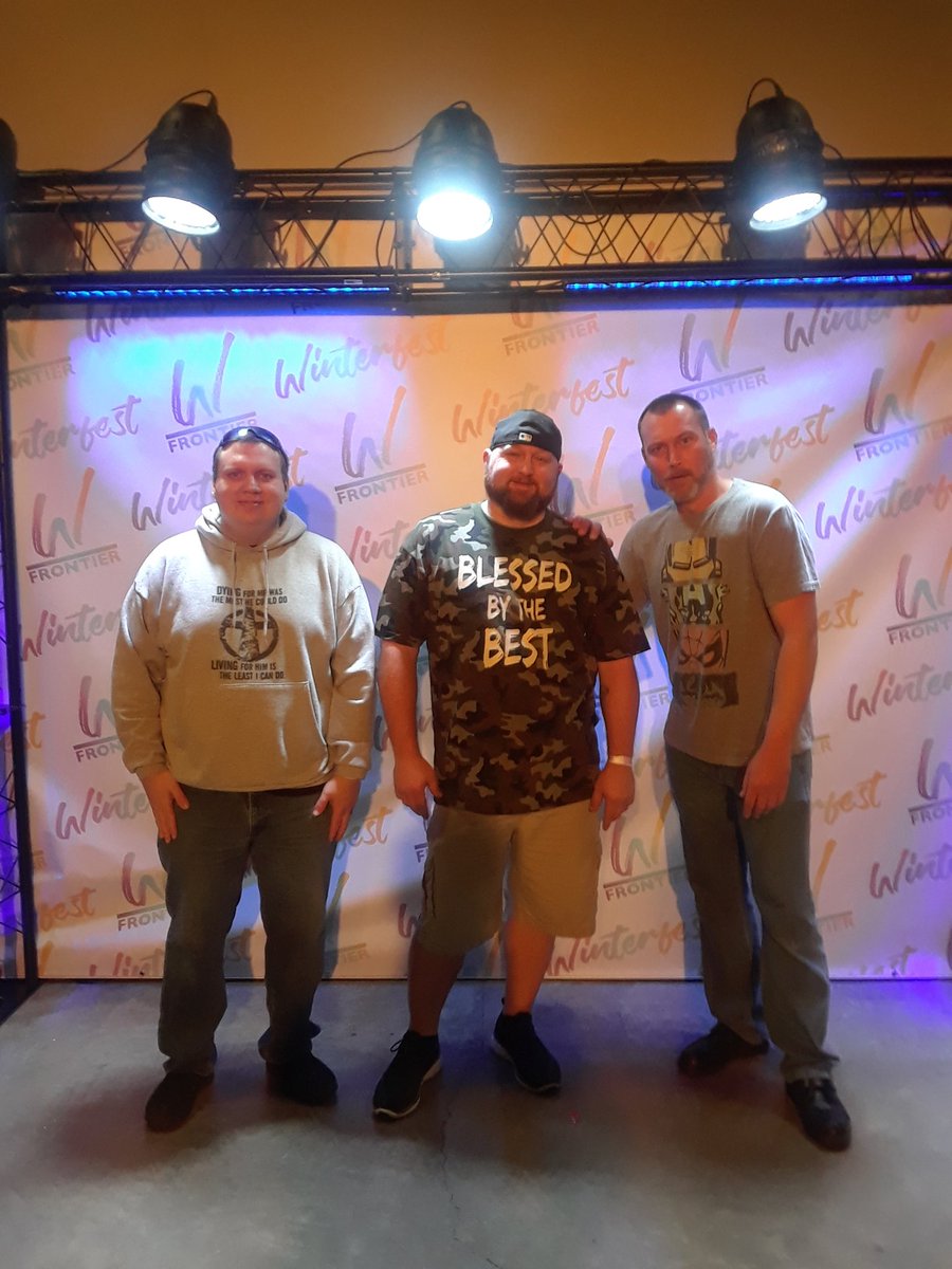 bash2581's tweet photo. #FrontierWF18 #FOMO https://t.co/2W4vFG0aOm