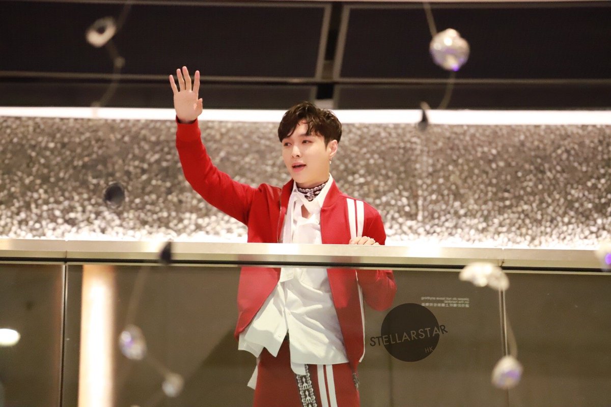 KrisYeolLay_th's tweet photo. [HQ] 180126 Yixing 
https://t.co/9jy4D3RZDu
https://t.co/dUR6qW2gYC
https://t.co/tHnbsHLOxA
https://t.co/73v2LtCqMT
[StellarStar_HK] https://t.co/iWfLklH5xG