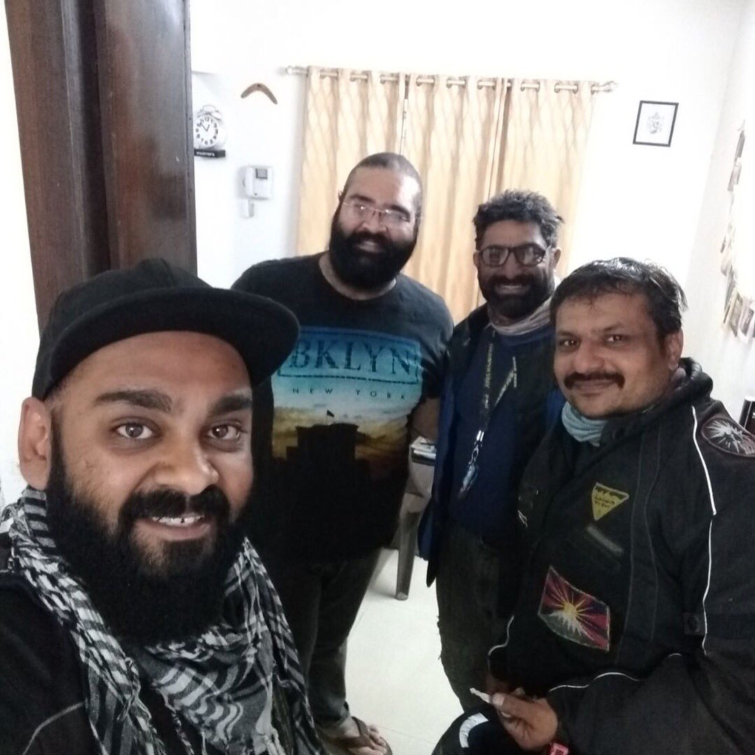 orangecandygear's tweet photo. Last leg to the #maharm &amp; reuniting with old friends. Pune you’ve been good! With no hint of winters around, rides are breezy &amp; a pleasant surprise. @BOBMCRiderMania begins &amp; we are diving into the madness. #motorcyclegear #motorcyclediaries #orangecandygear #himalayan  #bobmc https://t.co/UgaGx7yi1F