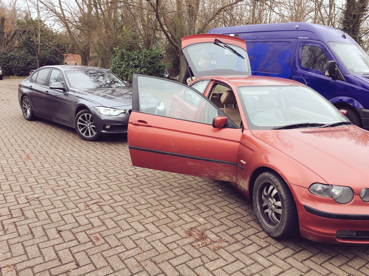tvprp's tweet photo. This vehicle was pursued in #MiltonKeynes this morning. Driver arrested after #Cocaine was found in his system, along with #FailingToStop
Oh and the driver had a stash of #ClassA drugs so arrested for drugs supply as well #YouBeauty
#AtLeastHeHadInsurance #PC5650 #RoomForOne https://t.co/fn4WNwe0Ub
