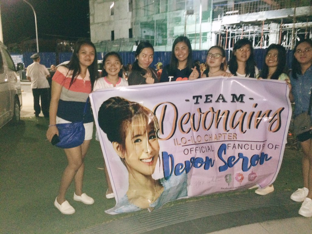 itsFLORENCET's tweet photo. Team @DevonairsILOILO with the adopted devonair from bacolod @SexyDanz17 😂😂 https://t.co/FdgRAJ6Ipr