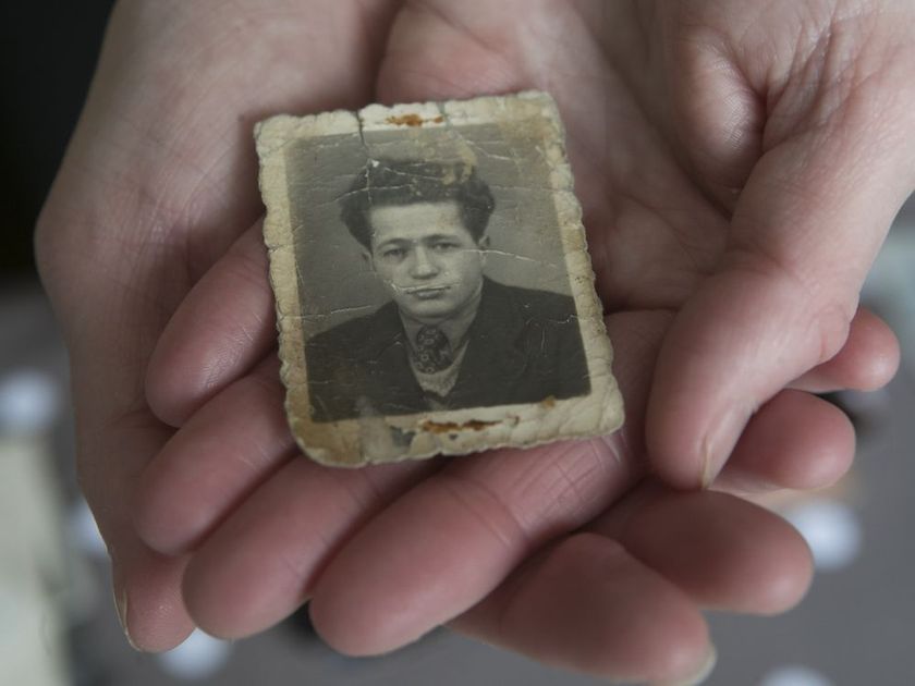 A surprise Facebook message led Regina Zorman on a life-changing journey to meet the family that sheltered her father during the Holocaust  http://bit.ly/2DFcrtH  #HolocaustMemorialDay