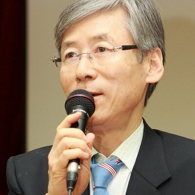자유한국당 여상규판사출신 무고한 시민을 간첩으로 몰아서 인생을 송두리채 빼앗은 이런 개새끼들이 국회의원을 하고
있다 이런 개새끼들은 숨통을 끊어버려야된다"