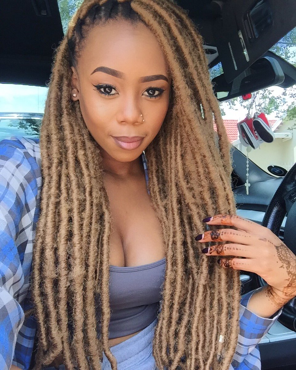 BontleModiselle's tweet photo. Happy Saturday 💫

Love,
Goldilocks 👑💛 https://t.co/NhvPlJlmkF