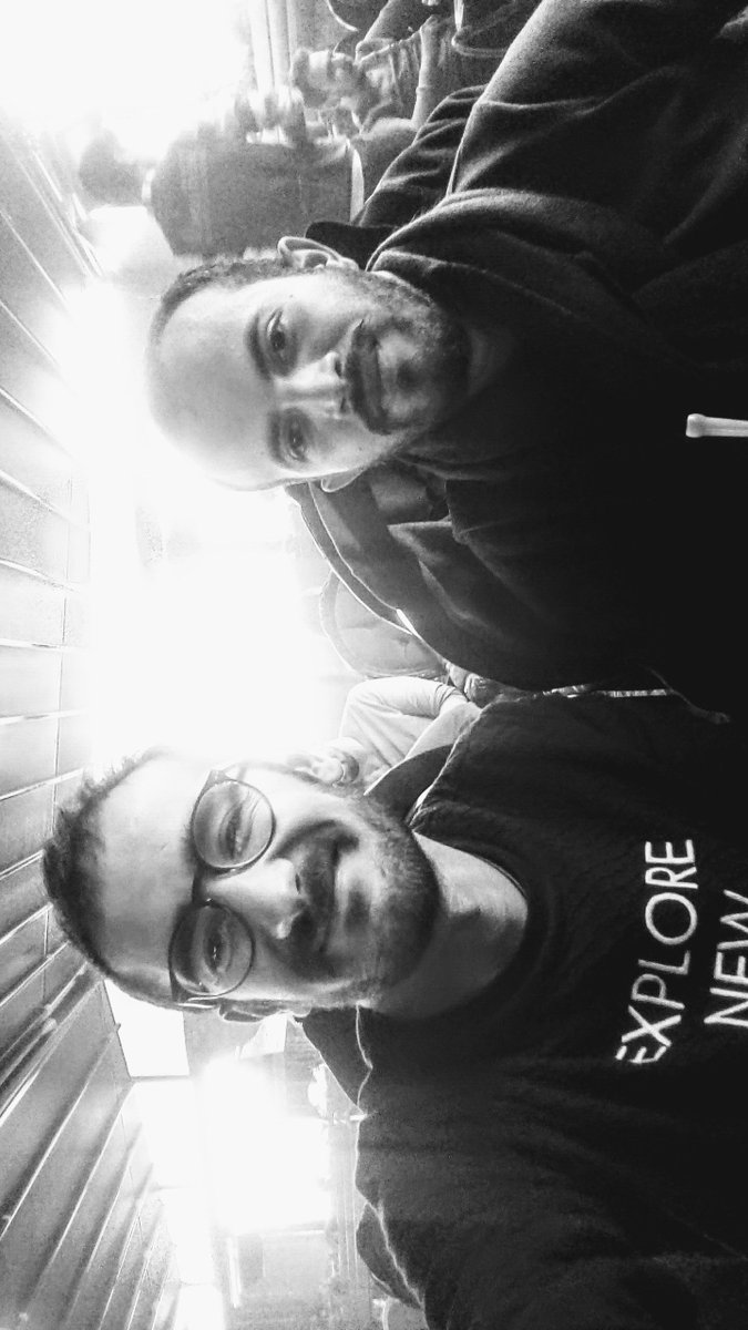 A l i  O k t a y
Diye birisi var sayın edebiyat çevresi!