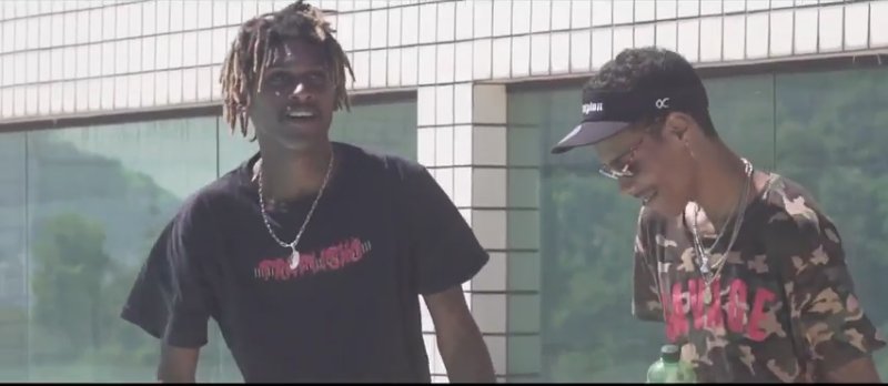 mangue027's tweet photo. Inédita! Formação MIB SQUAD, Junk (da dupla Dex&amp;Junk) e Nigga lançarão primeiro videoclipe juntos, o hit "Hotel". 

Confira imagens da produção em primeira mão! #OMangue027 #HipHopEs #DexJunk #Trap https://t.co/La1ajjT9ML