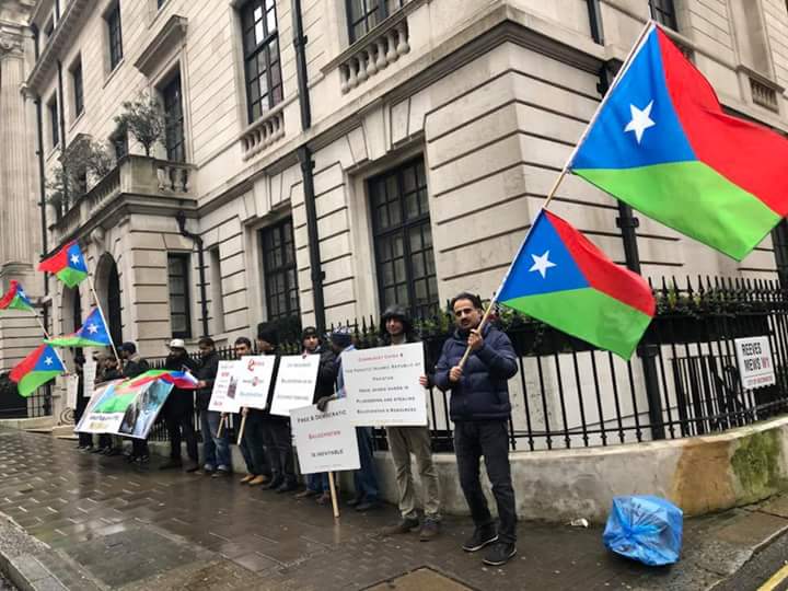 ArchenBaloch's tweet photo. Free Balochistan Movement protesting against Pakistani and Chinese designs of changing the Baloch demography by settling Punjabi and Chinese in occupied Balochistan in the name of development. Activists of Baloch Republican party also joined the protest https://t.co/1Quf7Ln1lb