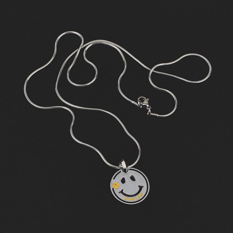 ltigue's tweet photo. Classic Smiley Face Retro Fashion Jewelry Pendant for a Necklace: A smile is a terrible thing to waste.

#jewelry #jewels #jewel #socialenvy #PleaseForgiveMe #fashion #trendy #accessories #love #beautiful #ootd #style #fashionista #accessory #instaj..➤ https://t.co/VREWy2Q0fl https://t.co/eOdOw2rWtB