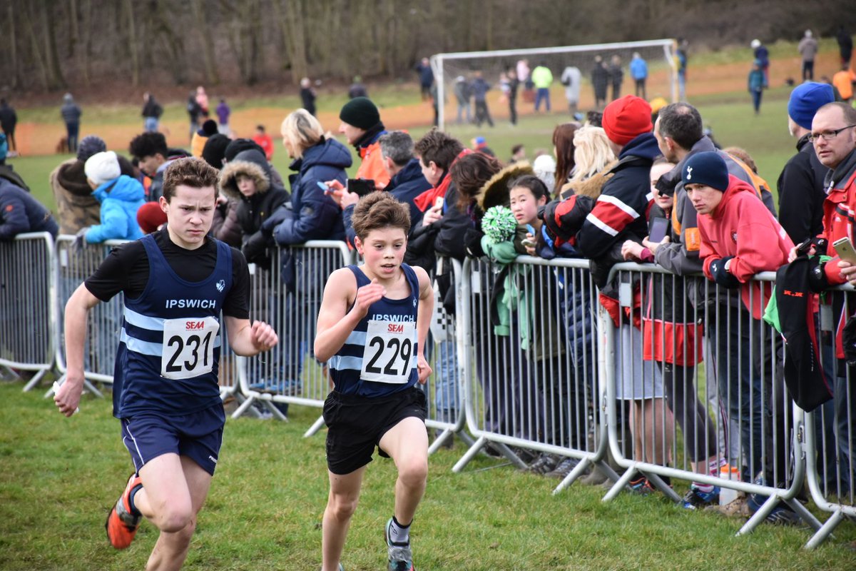 tri_elliot's tweet photo. Cracking finish today in the South of England XC. 8th place in the U13 competition by a whisker https://t.co/CgFUSnlk7b