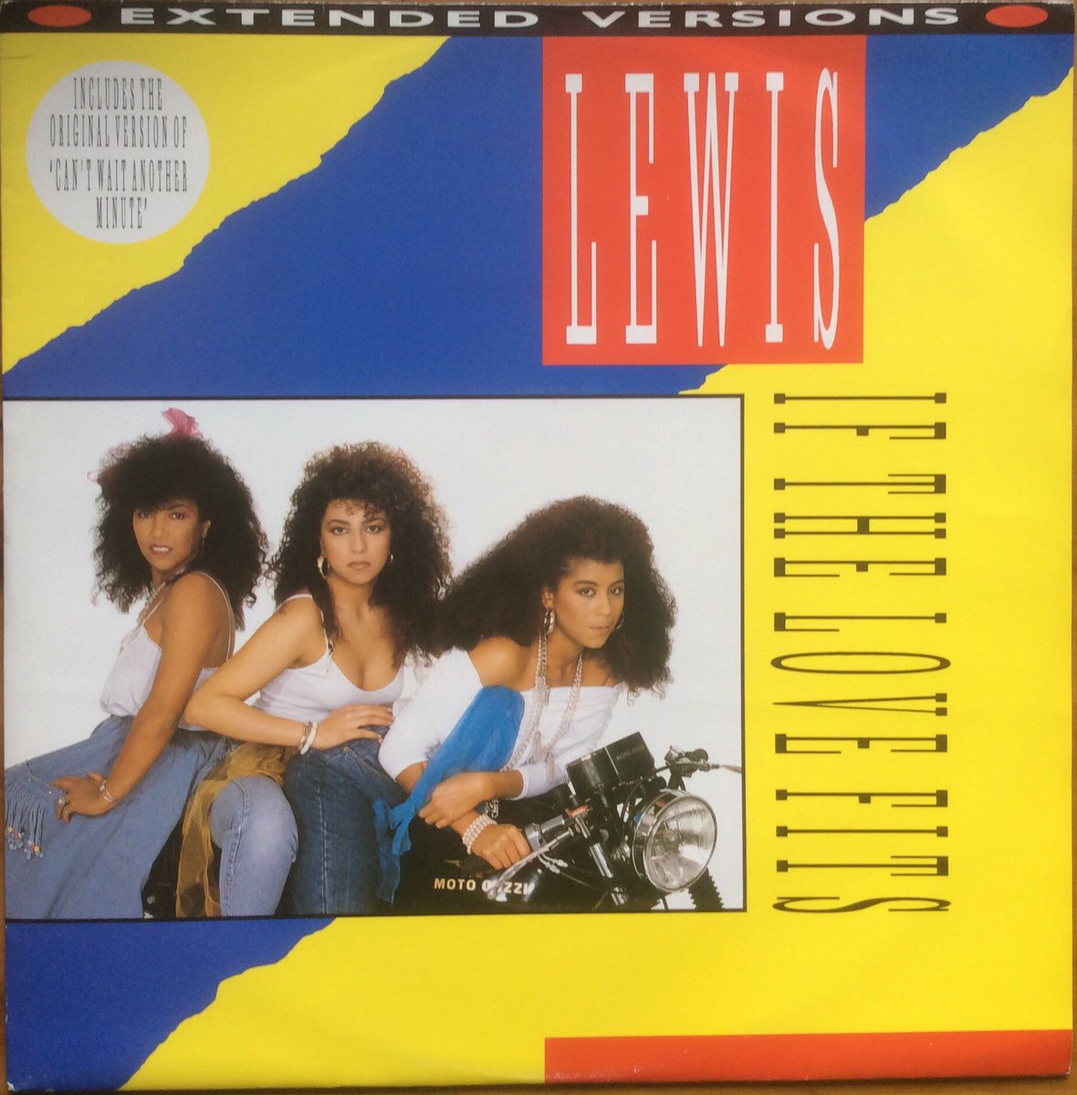 Poplifer73's tweet image. 🚨!!!!!🚨
Vinyl Finds Of The Day!!
The Lewis Sisters “Melting Point” And “If The Glove Fits” 
B-Side is the original version of “Can’t Wait Another Minute” !!! @DeeLewisClay #DeeLewis #LindaLewis #ShirleyLewis #TheLewisSisters