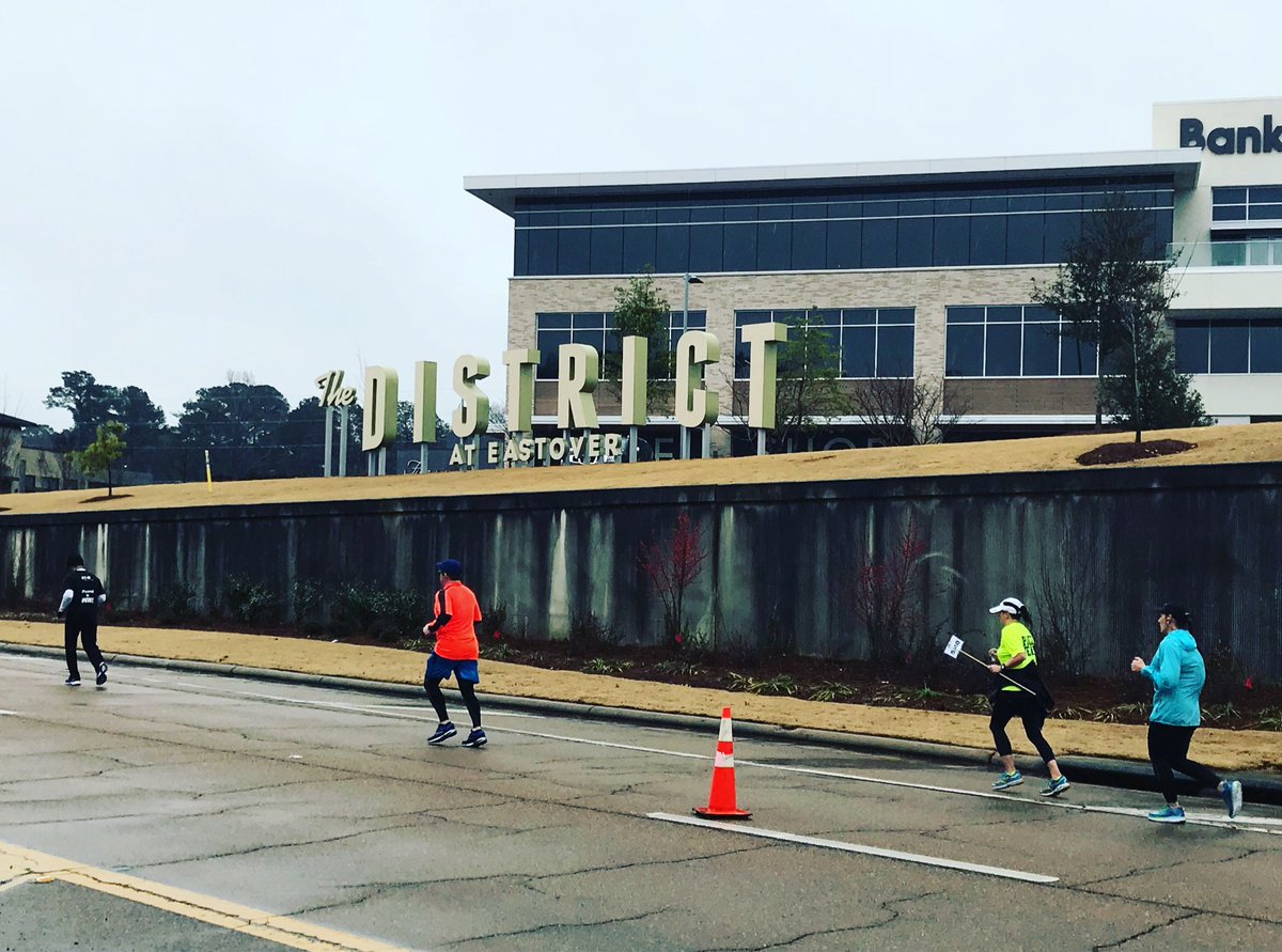 DistrictEastove's tweet photo. We’re loving all the Mississippi Blues Marathon action around The District! #livemusic #runnerseverywhere @msbluesmarathon https://t.co/kljksmMg2I