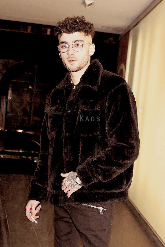 ; Luego de unas merecidas vacaciones, he vuelto a mí ciudad a seguir con proyectos nuevos. Ansioso por lo que viene.

Enero 27 — 1256 horas.