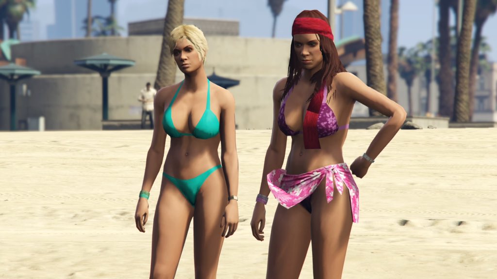 ElectricTit's tweet photo. New video: "Two Babes Show Off Their Bodies By The Beach" We recommend this one! https://t.co/oINoLfcuxd