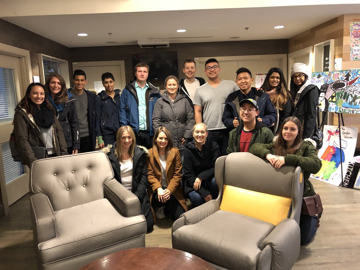 rybochen's tweet photo. Had a great time volunteering at Thank-A-Thon with other wonderful volunteers to thank generous donors for their great gifts!! Some calls almost brought me to tears.
Thanks to @BoardofTrade #cypprogram outreach team for putting this together!! #volunteer #givingback https://t.co/K8R9uyOJtf