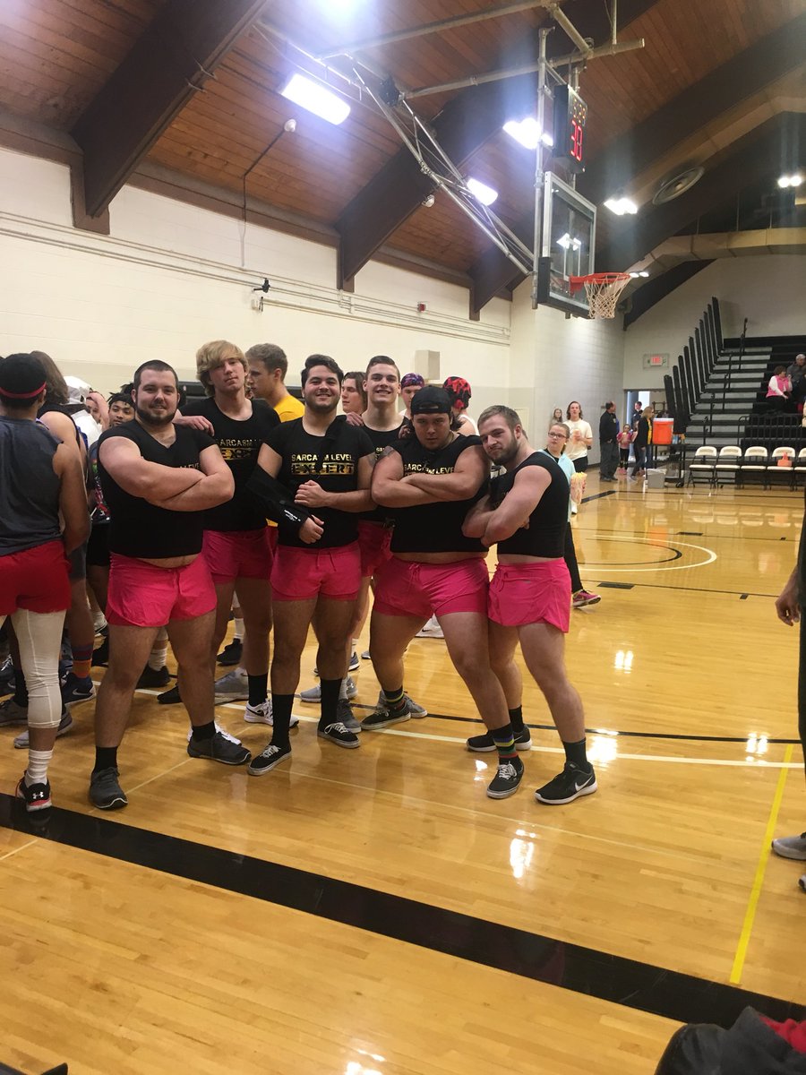 StrangersDORDT's tweet photo. Vicious&amp;Delicious out here supporting @DordtWBB ! Let’s get the dub! #BIGlococomp https://t.co/dArE0RoWPc