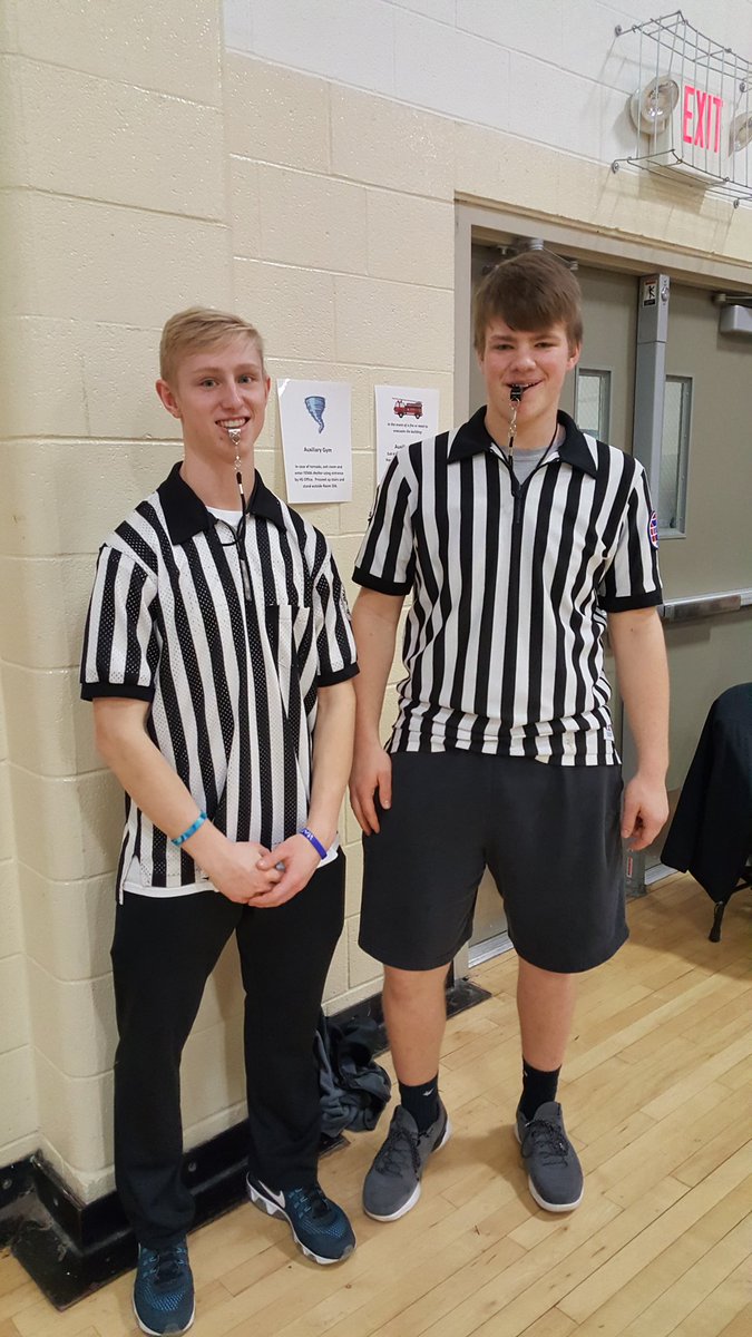 davidwallace851's tweet photo. Thanks Neosho Basketball #refsingrooming @NeoshoSO @NeoshoSD https://t.co/np16ou0hRc