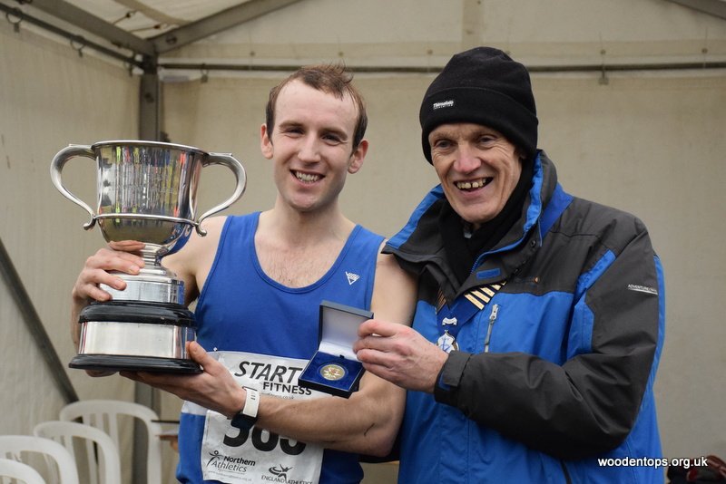 WoodentopsFR's tweet photo. Northern Senior Men XC Championship Champion Carl Avery of Morpeth, 2nd Matthew Bowser of Lincoln Wellington &amp; 3rd Steven Bayton of Hallamshire https://t.co/rvT9QfKDyh