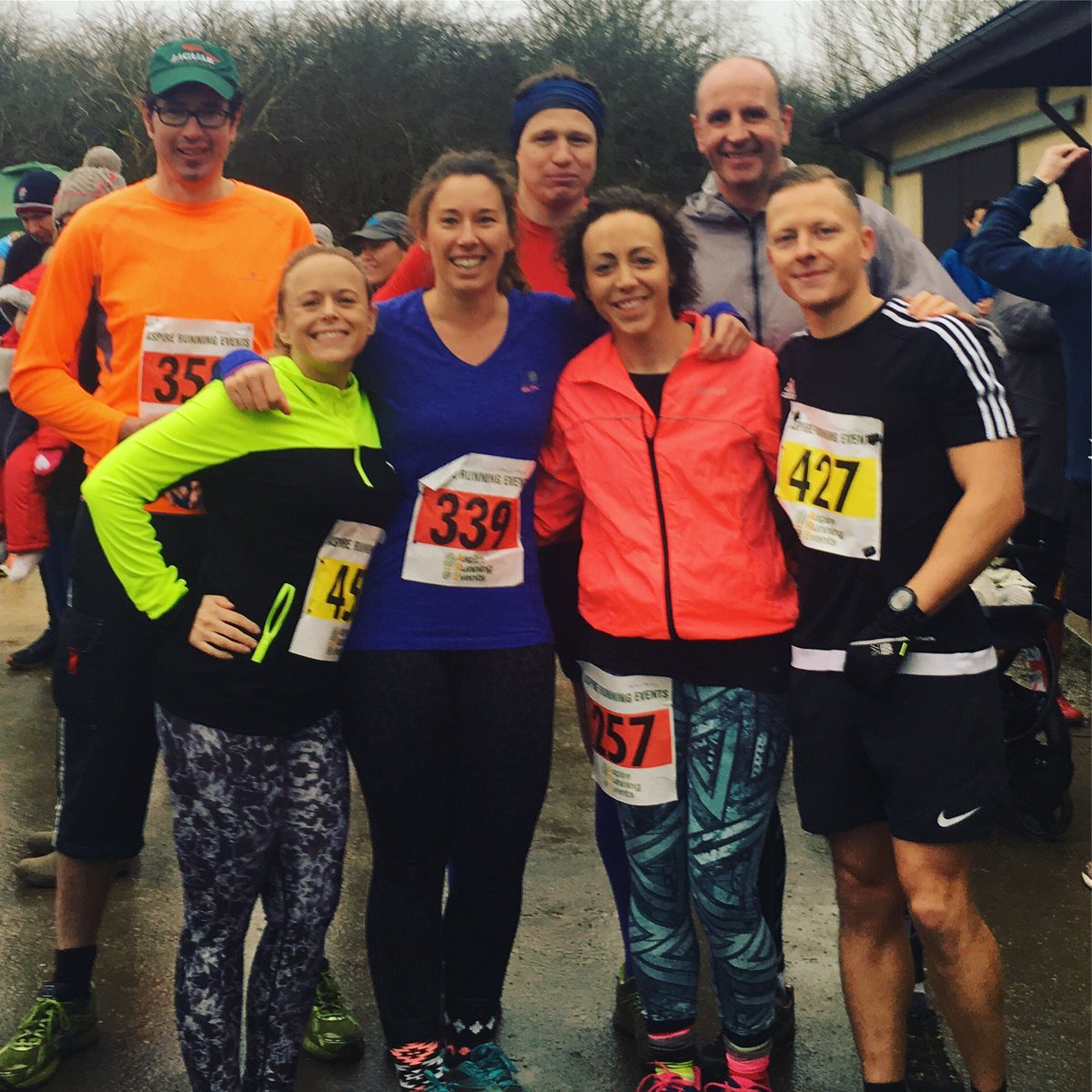 KateLMartin1's tweet photo. 1st race ✅ Not an easy 5k as nearly lost my trainers at one point but I didn’t slip over, bonus! Not a fast pace 35.02 but not bad for conditions & I’m still learning! #5k #running #aspirerunningevents #warmleyforestpark #runningtraining #SBLSports #runningfriends #lovefitness https://t.co/ehNtYq2V6E