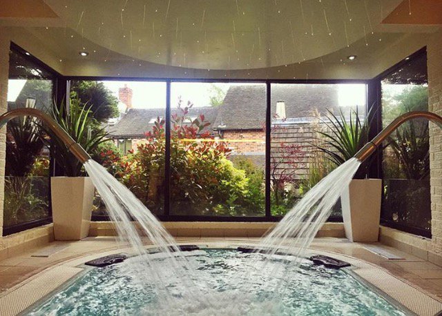 ModdershallOaks's tweet image. Sip Skinny Prosecco, take a dip in our hydrotherapy pool, relax on our heated loungers! Sounds good...? Enter our competition! Find out more: tinyurl.com/yc4lovgb