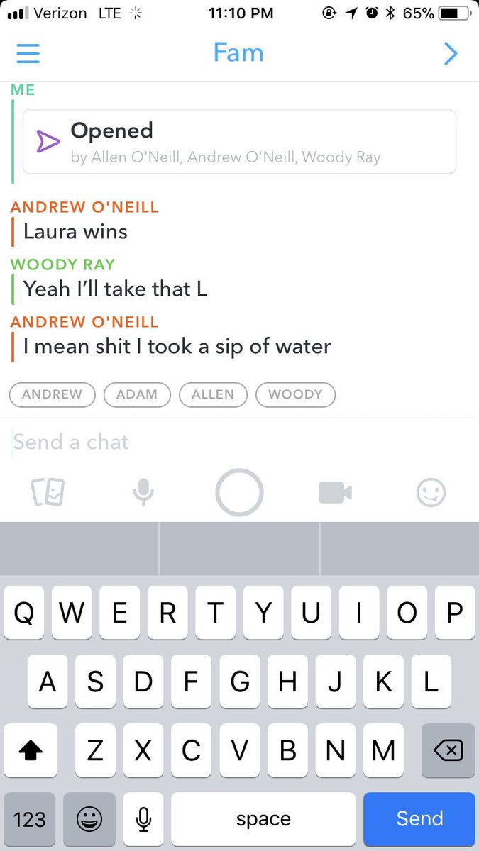 llrayyy's tweet image. When the fam can’t hang on the #replychug