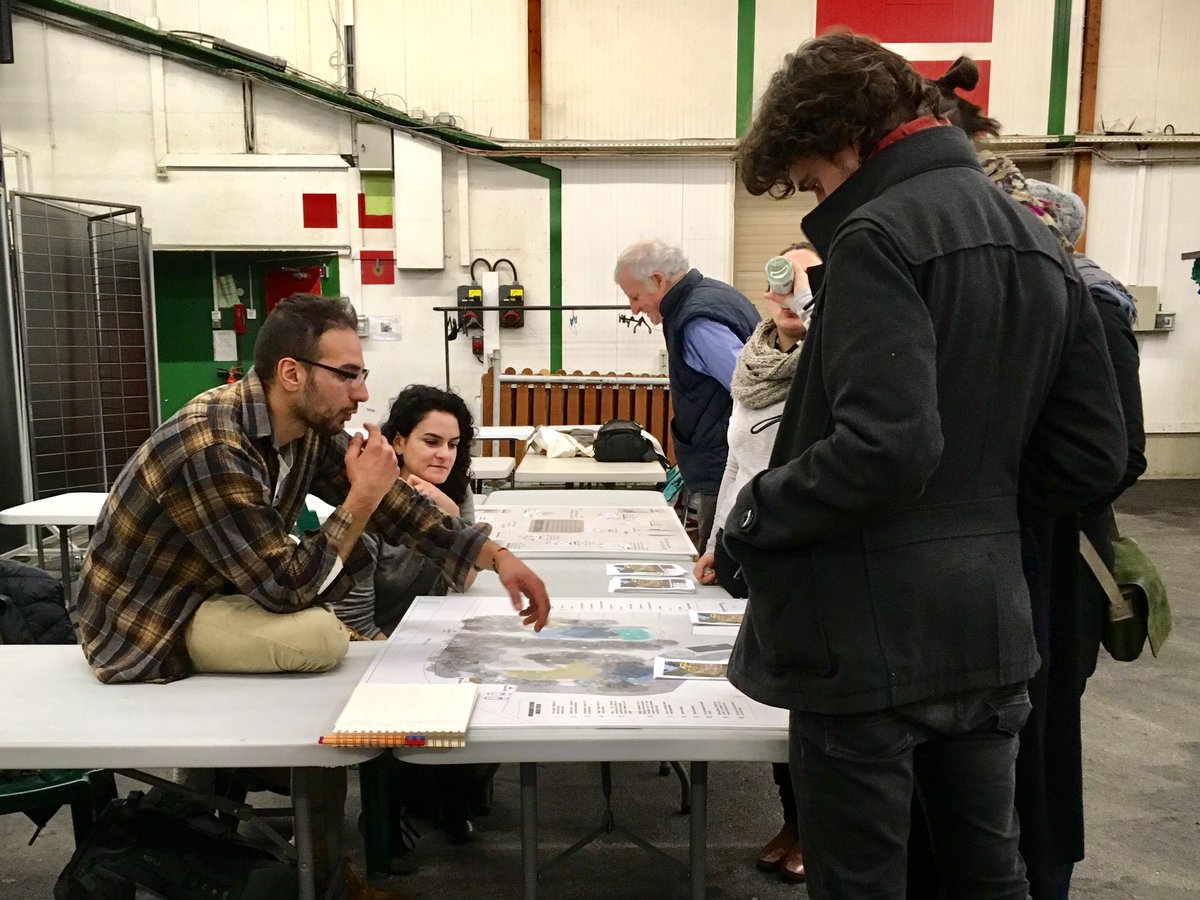 ParccOasis's tweet photo. En direct des 3ans de la @mldoume où le #parccoasis présente le projet #ClermontFerrand #monnaielocale https://t.co/uXOKO6P5wg