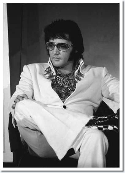ElvisExhibition's tweet photo. " I never expected to be anybody important. " - #ElvisPresley #Elvis
❤ https://t.co/ViUdV6YQ2Z
