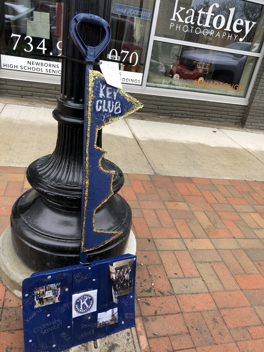 keyclubsaline's tweet image. Please retweet and like! Our service organization needs recognition around Saline💙💛The more retweets, the more votes. #SalineShovelSnowdown18