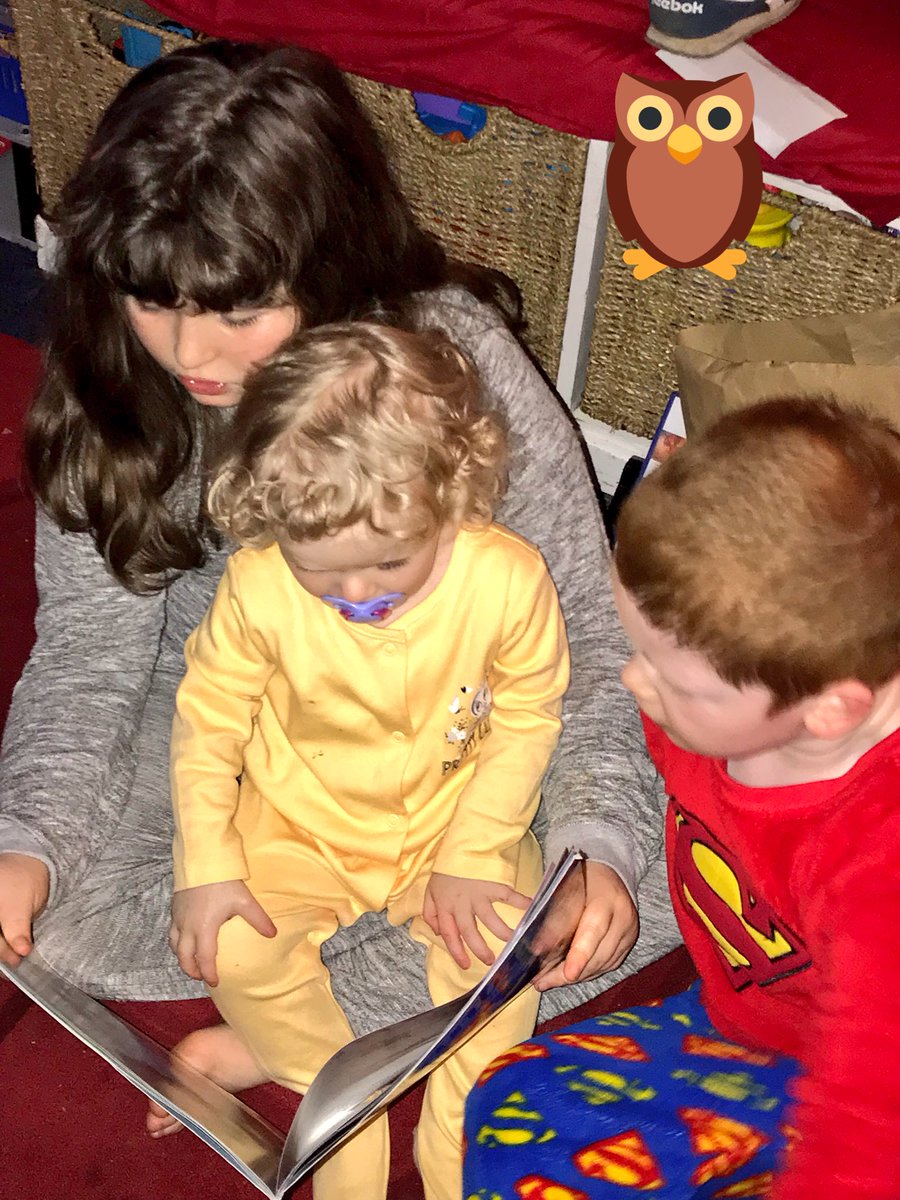 beccawall2's tweet photo. @WfieldPrimary Keziah reading to Aspen and Elliah #WFEYFS #Wfieldyr4 #WFSEND @John_A_Main π https://t.co/8MihscCk9r