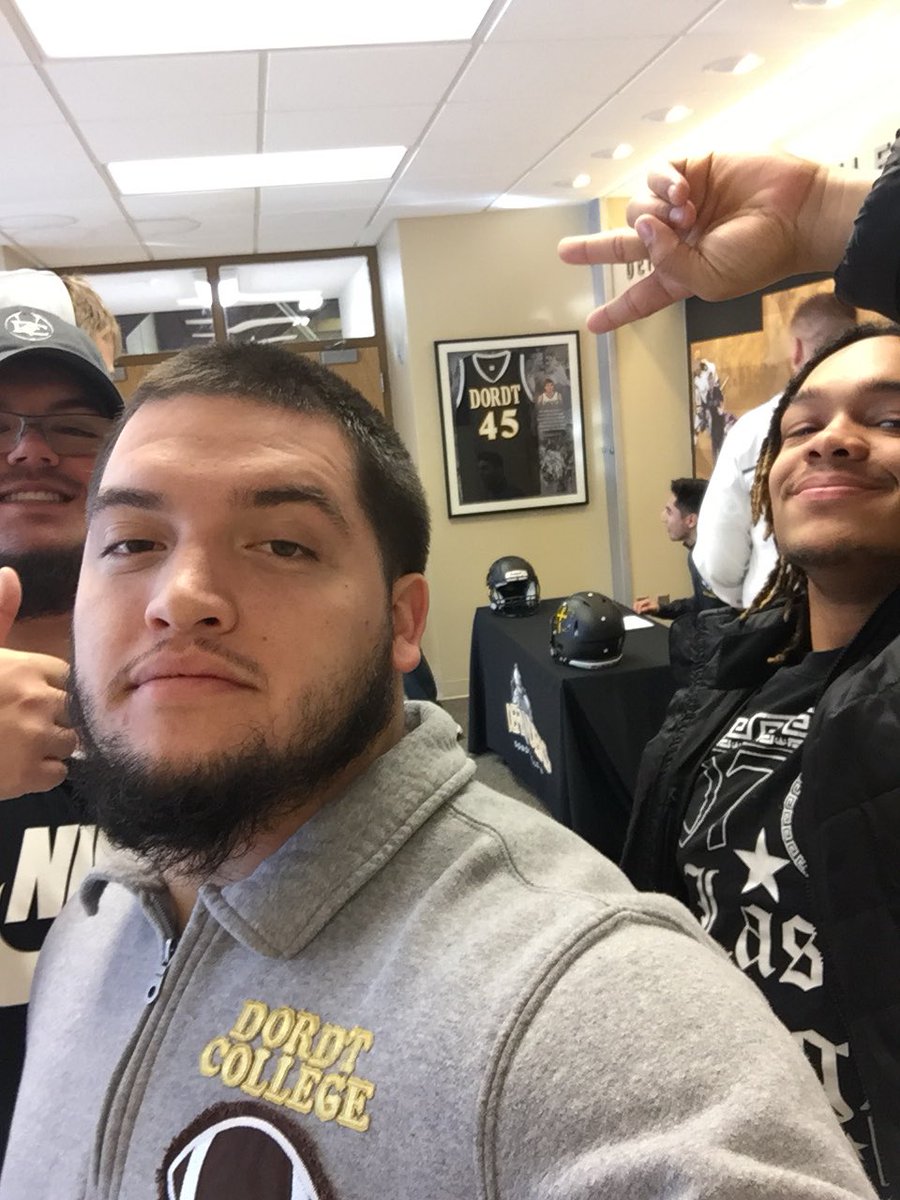 Biglocoguys's tweet photo. Huge weekend for defender nation 8 new family members @DordtFB #BIGlococomp https://t.co/nW7nNkLpPM