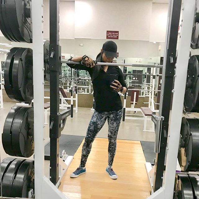 bdbestme's tweet photo. Ignite my day with Squats and Deadlifts ๐๏ธโโ๏ธ๐โโ๏ธ .
.
.
.
.
#powerlifting #fitness #bodybuilding #squat #gym #fitfam #workout #motivation #gains #bench #squats #powerlifter #fit #strong #fitspo #benchpress #weightlifting #training #gymlife #legdaโฆ https://t.co/nbX3hNqkxJ https://t.co/7U91GfsCtO