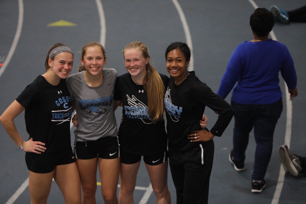 MileSplitDMV's tweet photo. Correction: Cosby Girls win photo finish 4x8 by .04!! #FUMAInvite https://t.co/LWXcPg6nIv