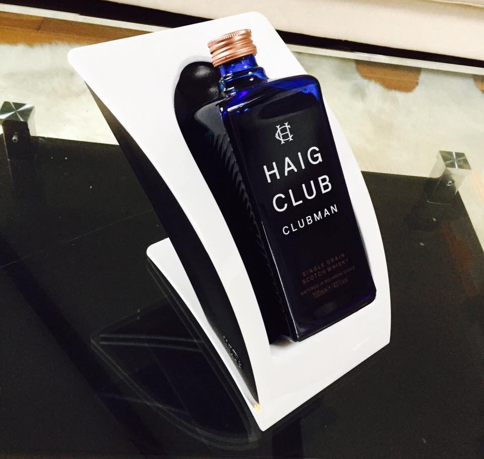 WiceCoolers's tweet photo. Haig Club Clubman - Light, sweet, vibrant and matured.Looks very cool in gloss white Wice Cooler👌🏻❤️ #wice #HAIG https://t.co/6X8XxxSshA