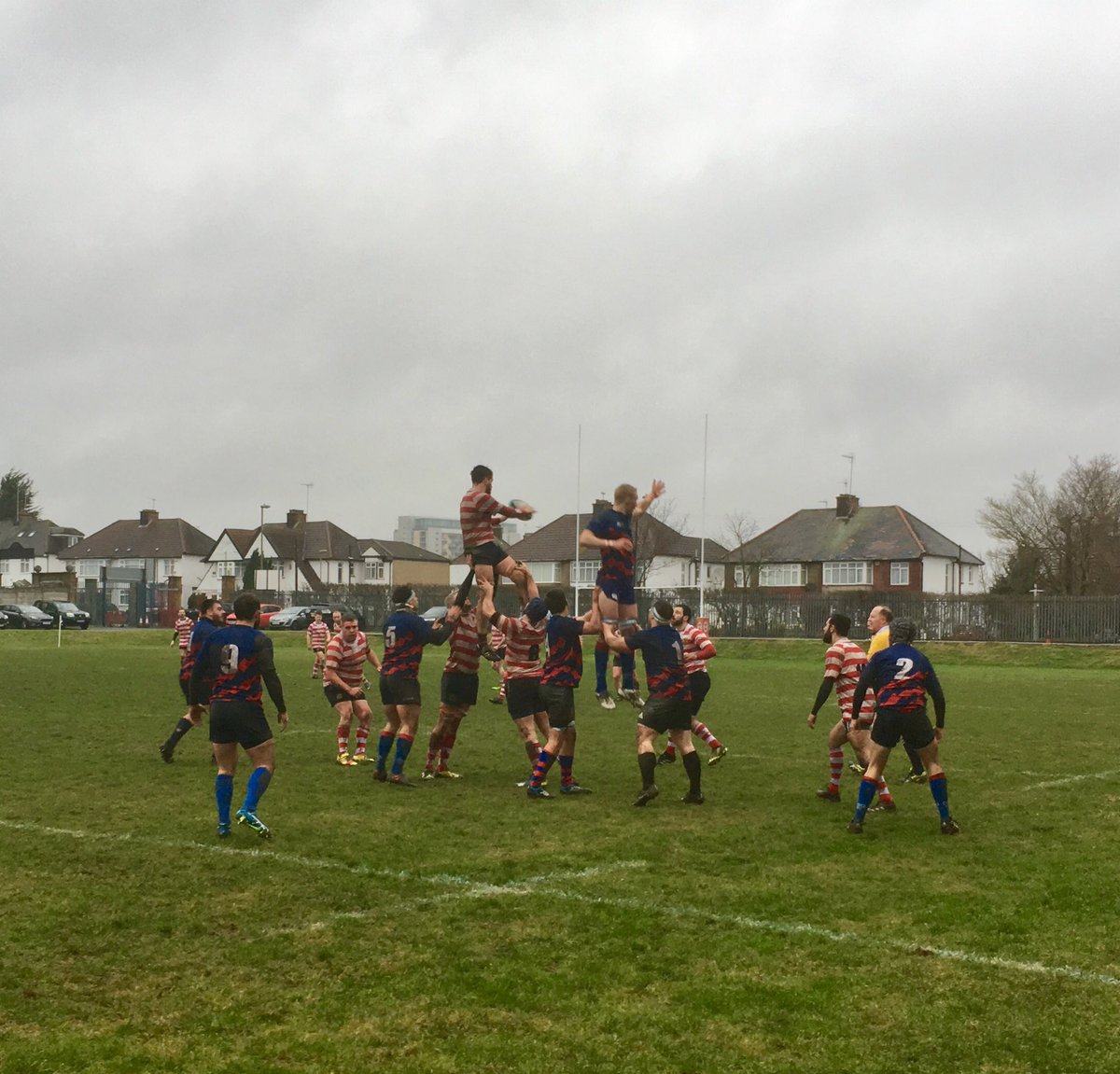 FinchleyRFC's tweet photo. @FinchleyRFC 1st XV go down 0-6 to @OldStreetRugby #StrongDefence #RollingMauls #StrongPack #Wet&Windy #WeStickTogether #Red&White #Finchley https://t.co/RUycu84D9o