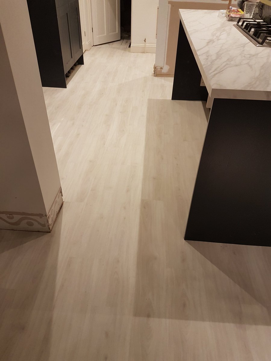 DW_Flooring's tweet photo. @neobofloors #cygnetwhite on @FBallUK #f46 on #stopgap700 on @HansonPlywood #sp101 screwed down to chipboard..... winning combination #Broadstairs https://t.co/77178RX3dX