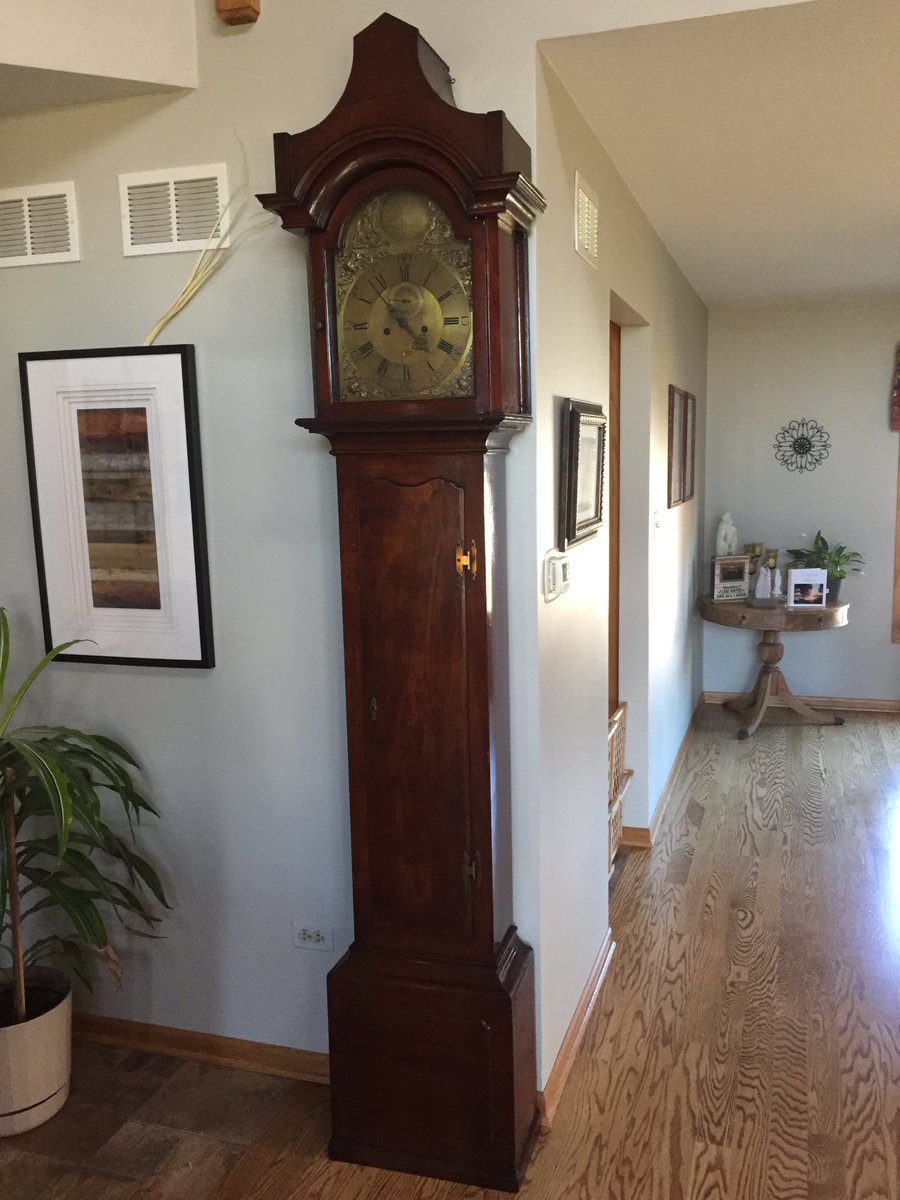 JordanClocks's tweet image. Another wonderful piece coming into the shop is a Thomas Walker Fredericksburg VA circa 18th century. A very highly regarded clockmaker with only a dozen known examples. His finest piece is in the Boston Museum of Fine Arts.